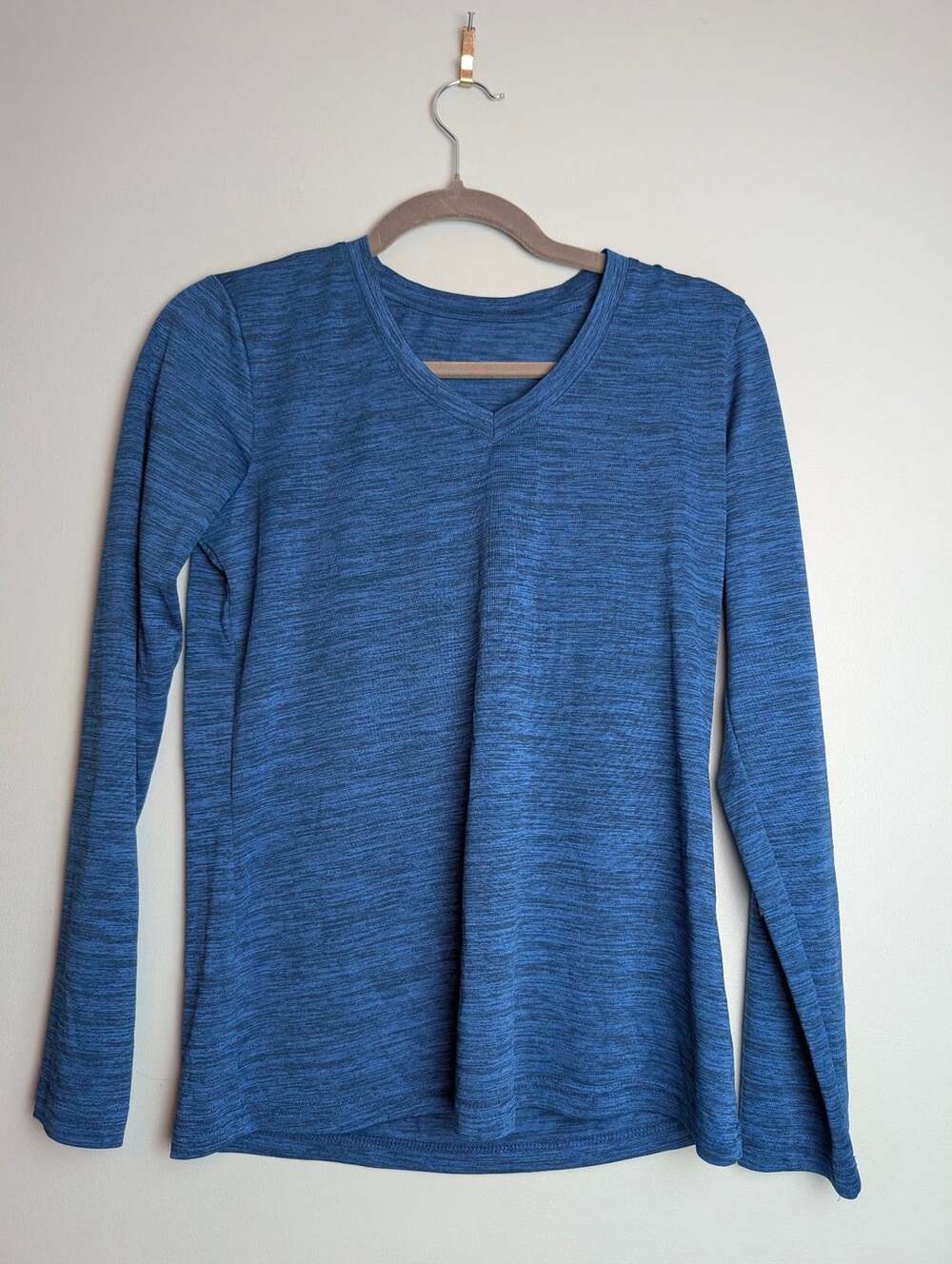 ​Basics Loungewear RBX Active Long Sleeve V-Neck Workout Top